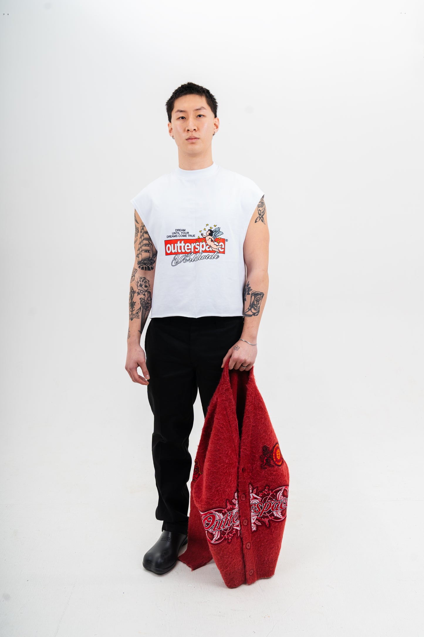 ANGEL ARMLESS CROP-TOP
